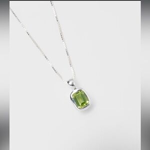 BNIB Wolf Circus Freya Pendant